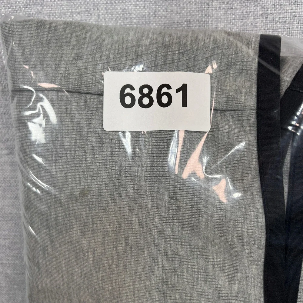 Nike Tech Fleece Pullover Hoodie Men Medium‎ Gray Athleisure DD5174-063 Sporty